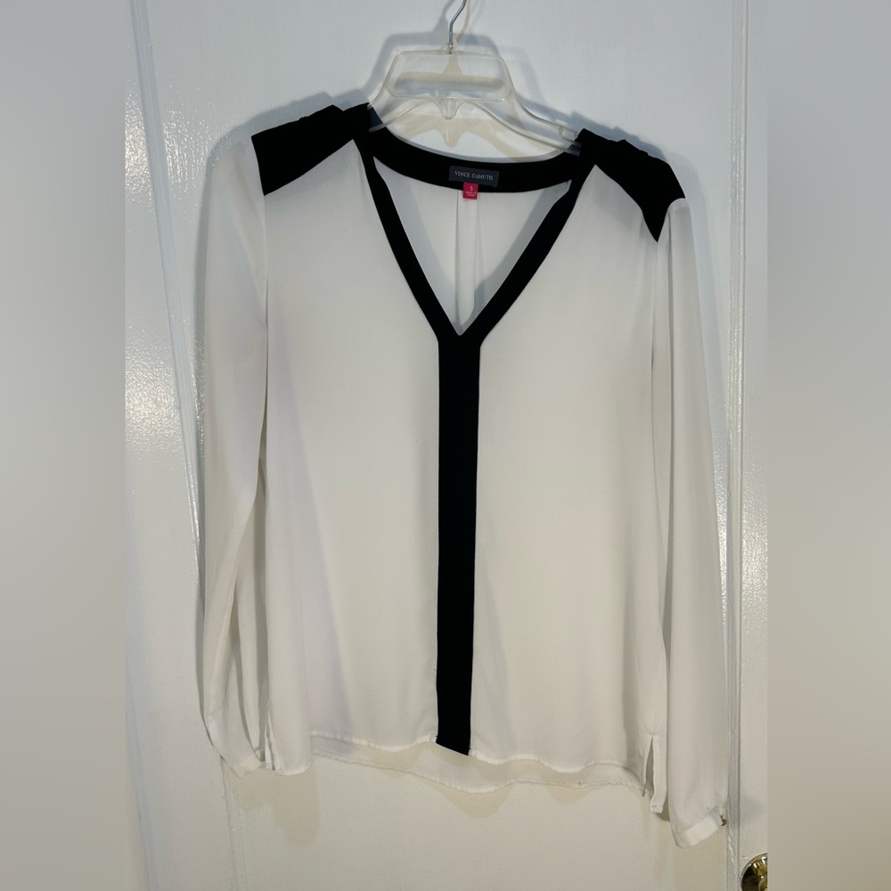 Vince Camuto Women's Size Small Blouse White w/Black Trim Gold Embellishments